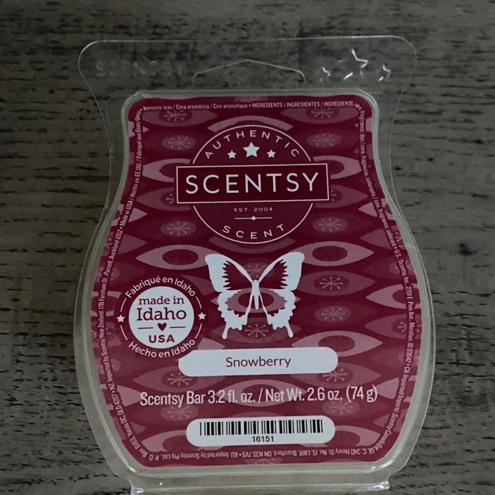 Snowberry wax melt